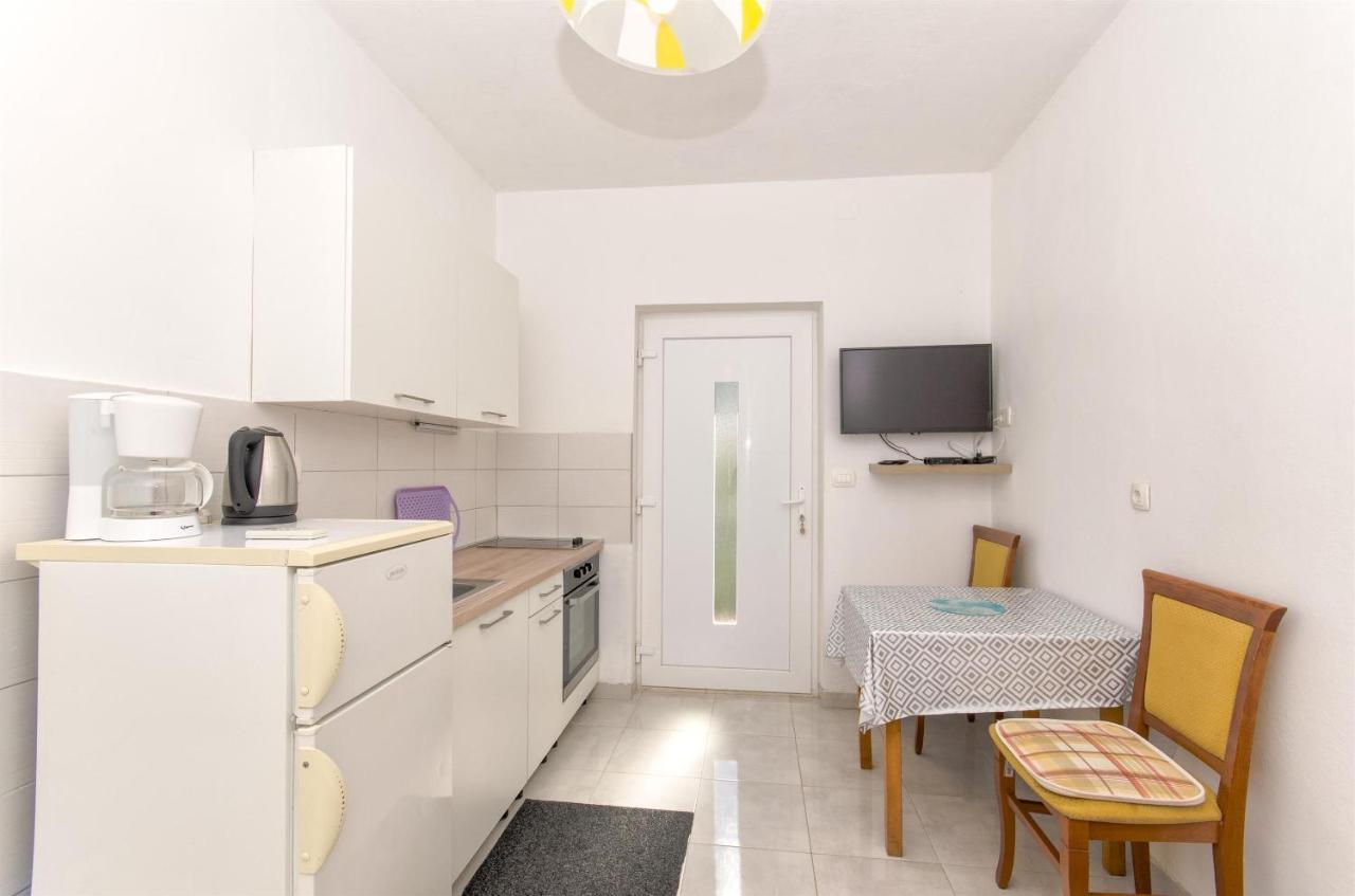 Apartments Paolo Okuklje Екстериор снимка
