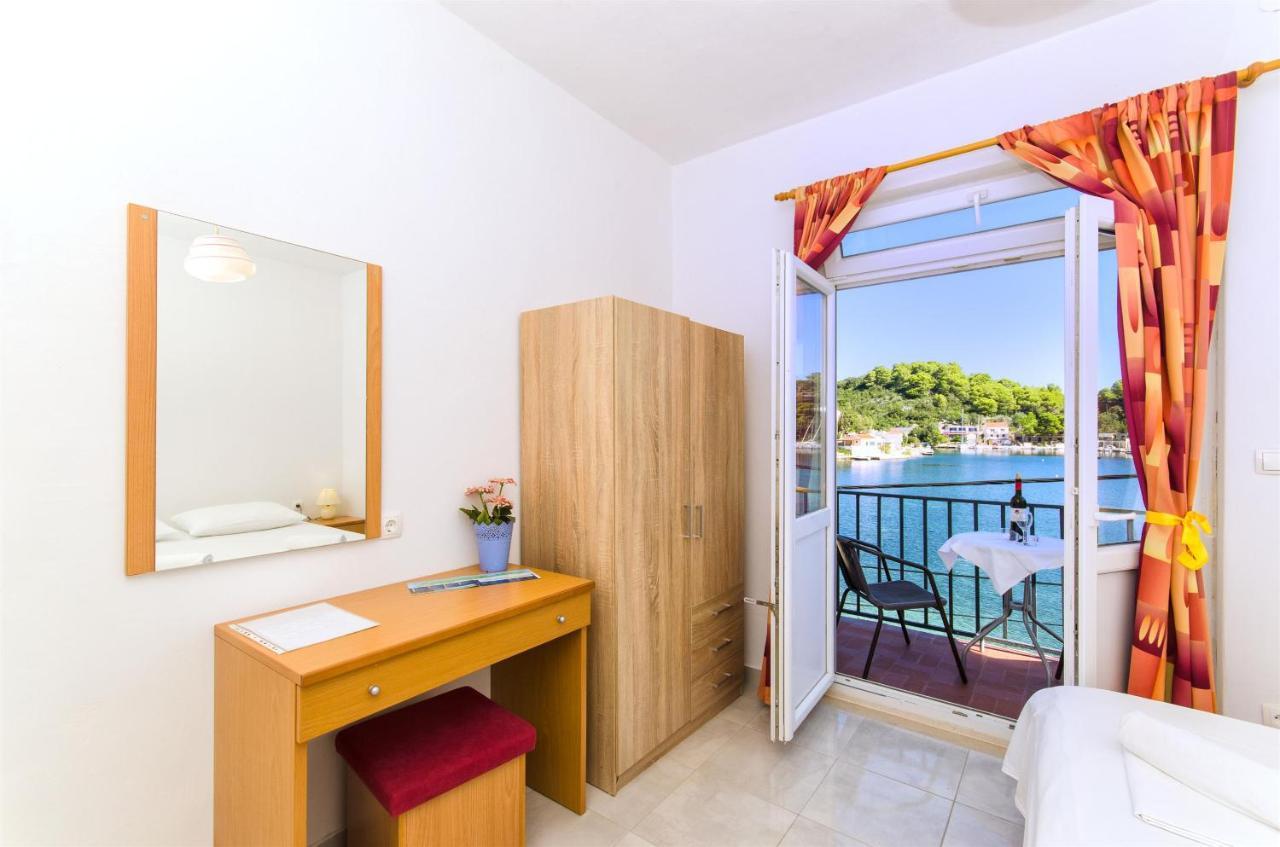 Apartments Paolo Okuklje Екстериор снимка