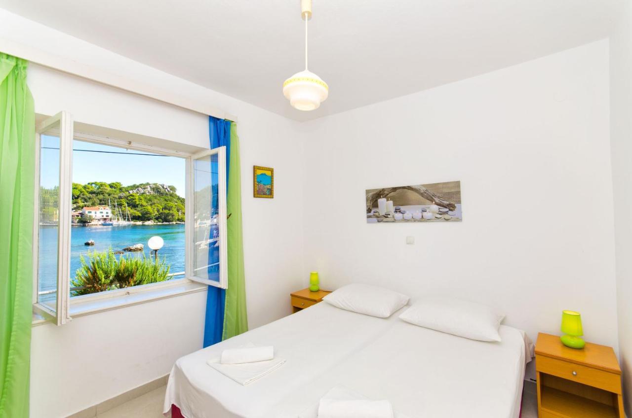 Apartments Paolo Okuklje Екстериор снимка